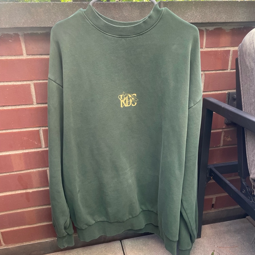 NWOT Rufus du sol green crewneck sweatshirt - Large